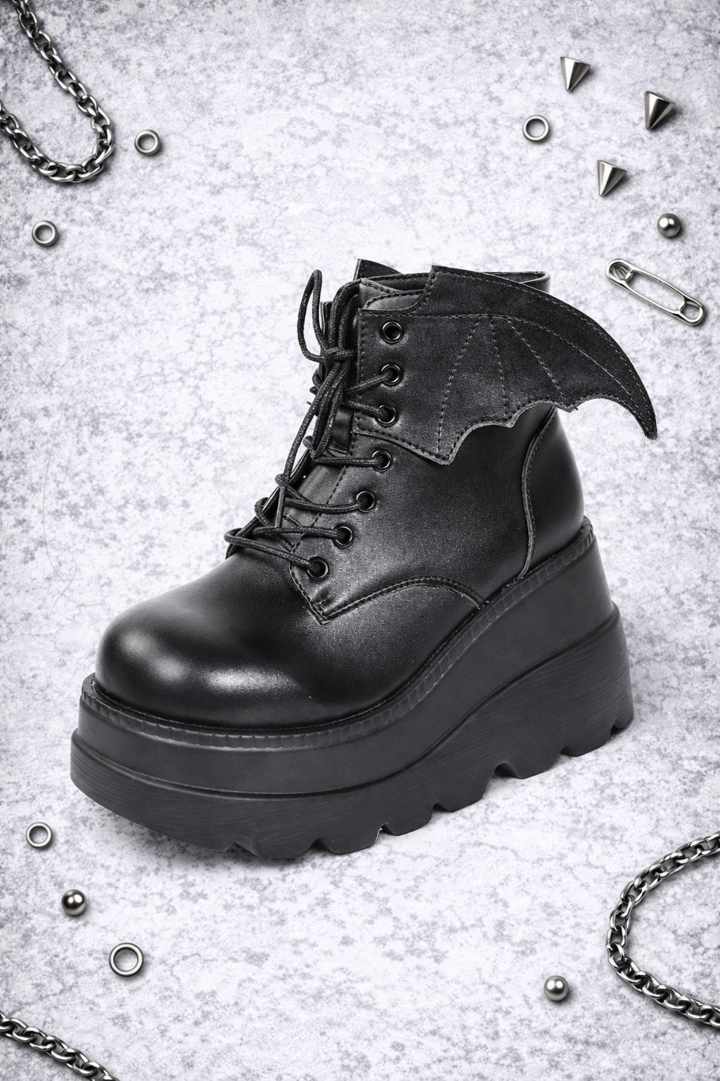 Anfibi Platform Punk Donna con Ali Pipistrello – Stivali Gothic Y2K suola alta