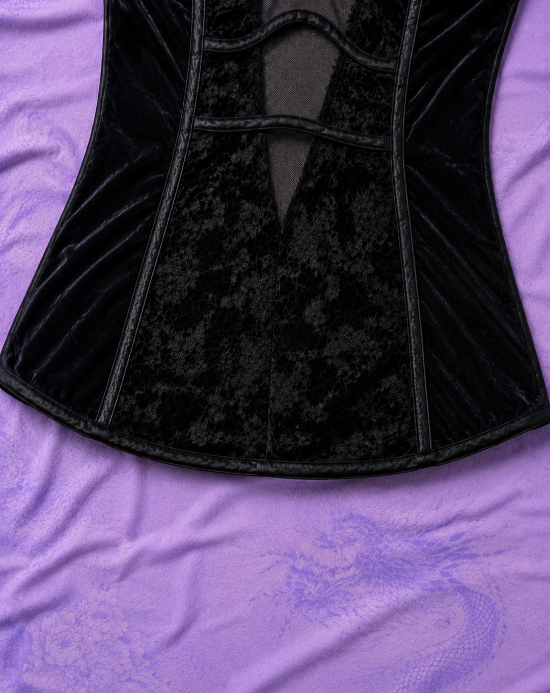 Top Donna Nero in Pizzo con Inserti Trasparenti – Stile Y2K Gothic