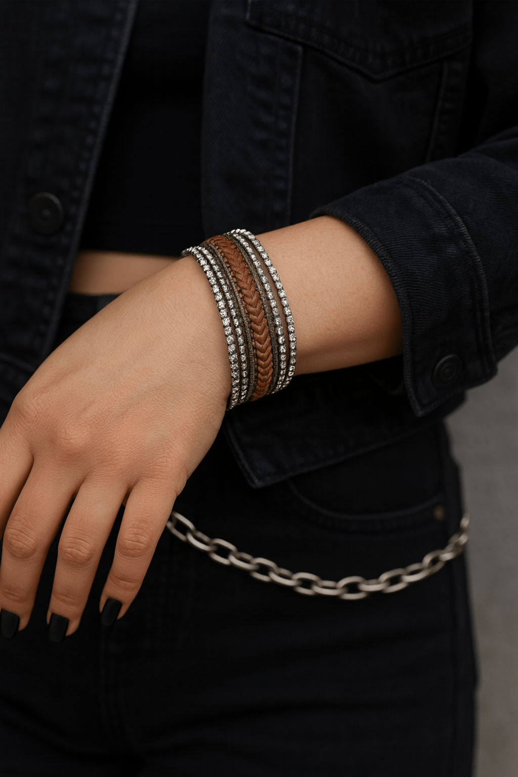 Bracciale Multistrato Bicolore Stile Y2K | Accessorio Moda Donna Audace - GEDICO STORE