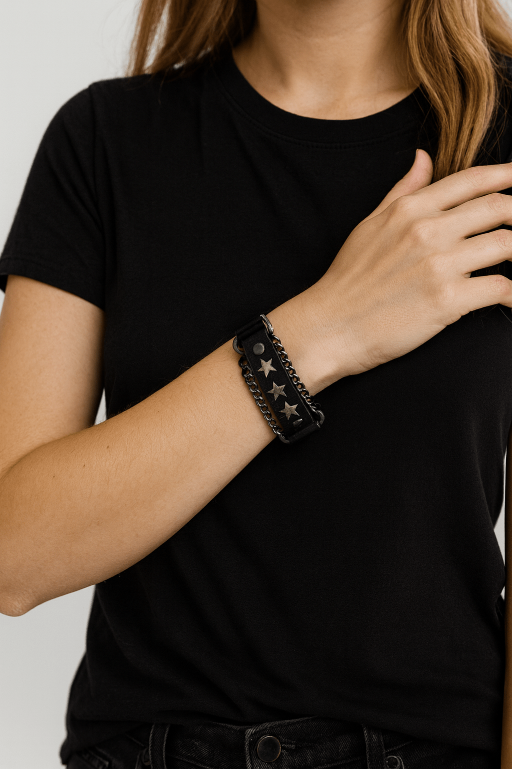 Bracciale Punk con Catene e Stelle – Punk Bracelet with Chains and Stars - GEDICO STORE