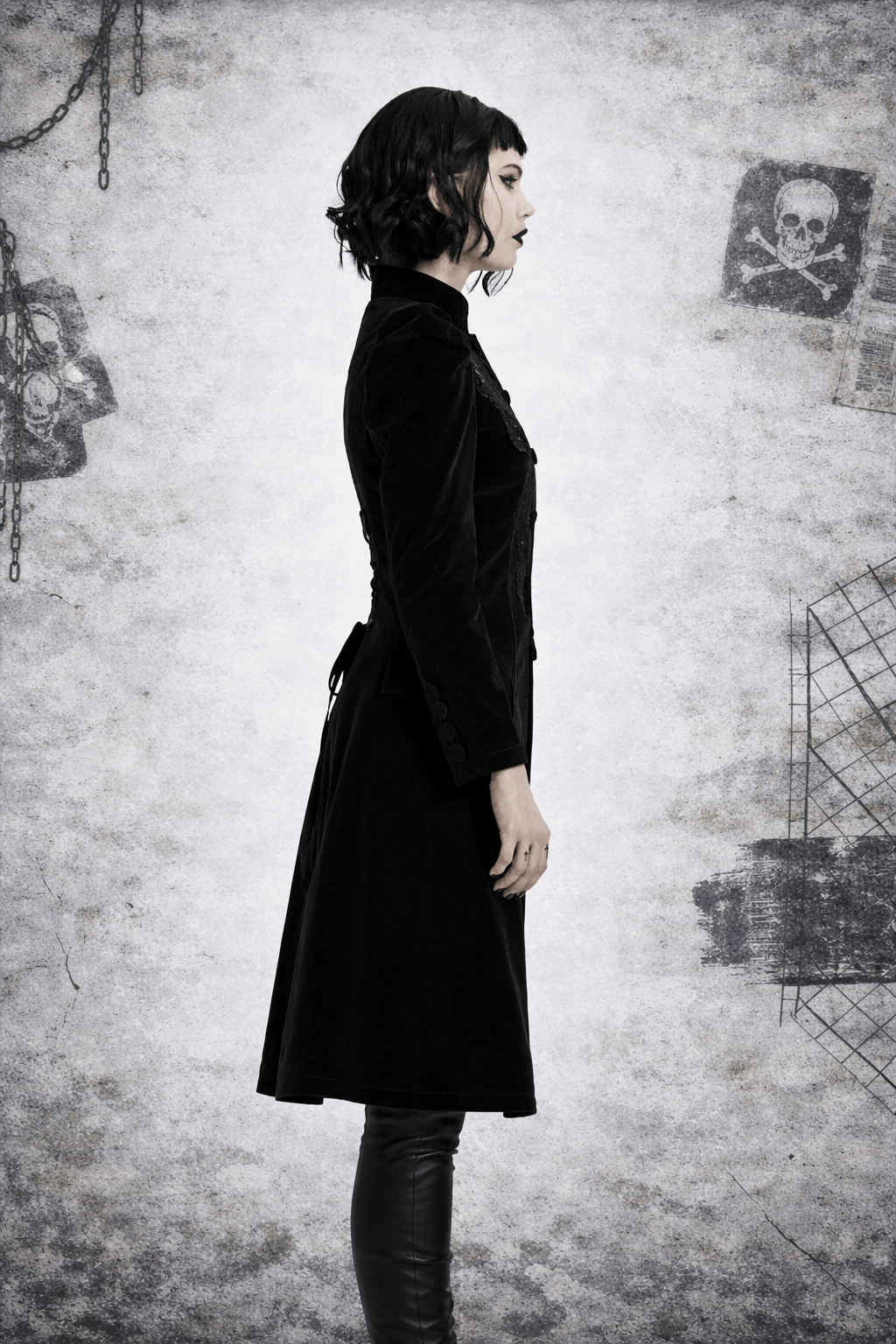 Cappotto Gotico Vittoriano Donna in Velluto con Colletto Alto e Ricami – Punk Rave Style - GEDICO STORE