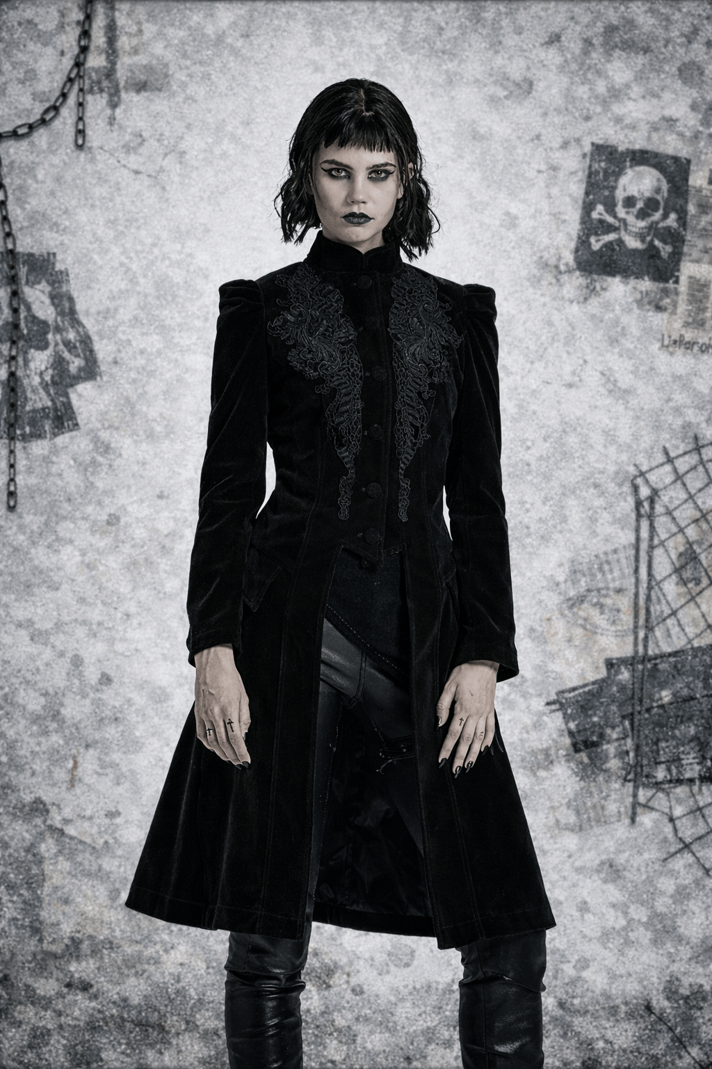 Cappotto Gotico Vittoriano Donna in Velluto con Colletto Alto e Ricami – Punk Rave Style - GEDICO STORE