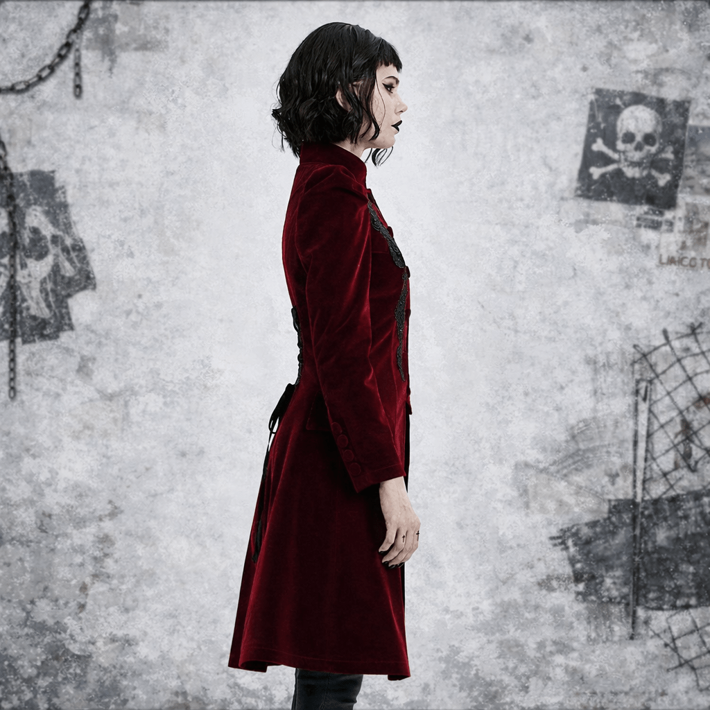 Cappotto Gotico Vittoriano Donna in Velluto con Colletto Alto e Ricami – Punk Rave Style - GEDICO STORE