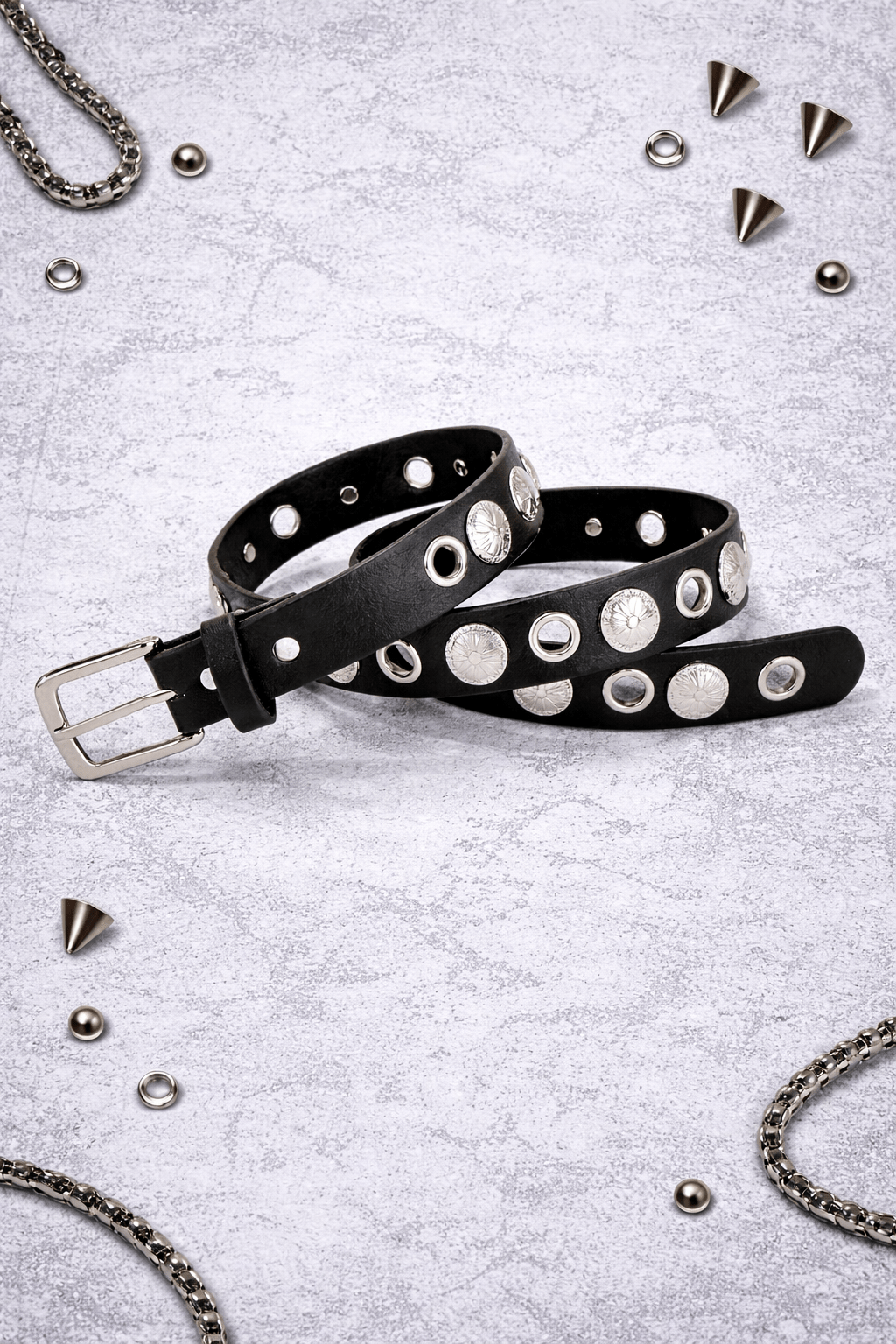 Cintura Punk Nera con Borchie Argento – Regolabile, Stile Grunge / Y2K / Alternative - GEDICO STORE