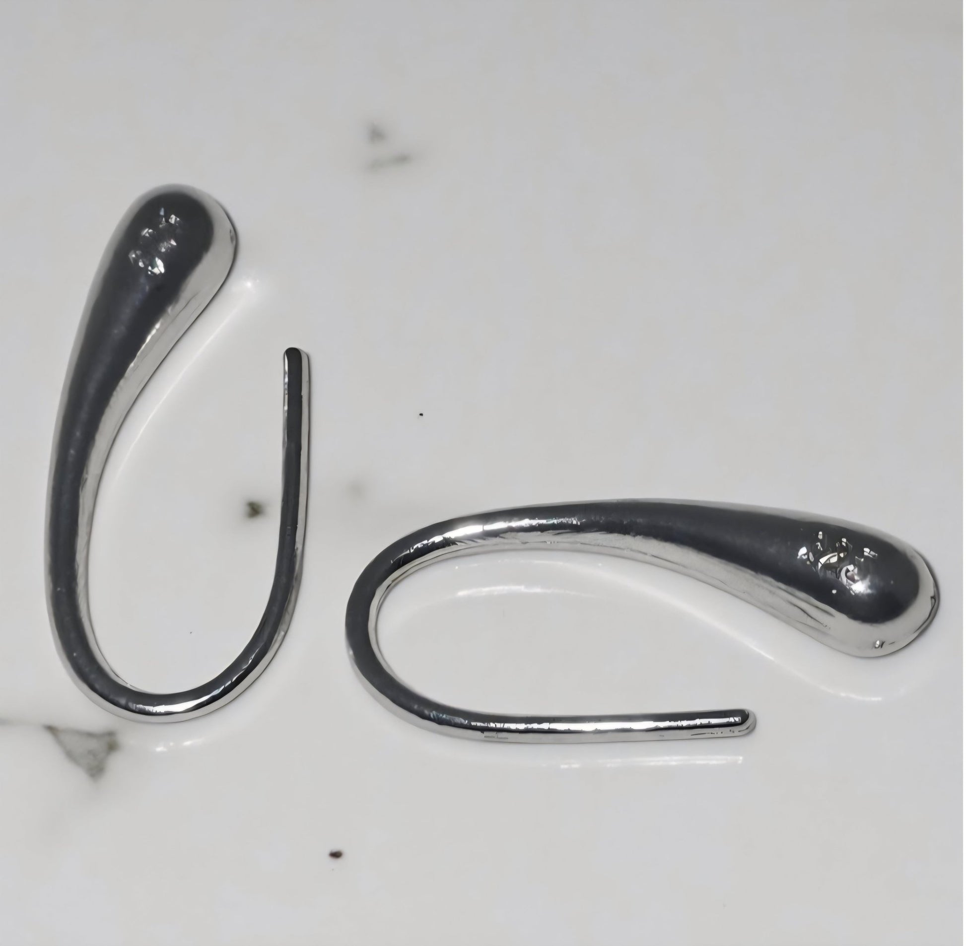 Orecchini a Goccia Argento 925 | Stile Y2K Liquid Metal | Minimalisti Uncino Orecchini donna Argento 925 | Goccia Y2K Liquid Metal Minimal - GEDICO STORE