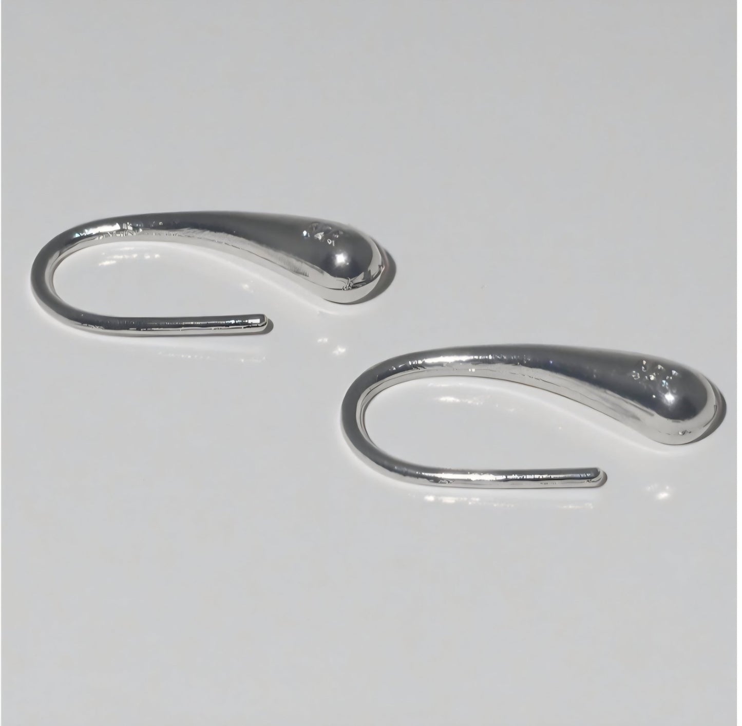 Orecchini a Goccia Argento 925 | Stile Y2K Liquid Metal | Minimalisti Uncino Orecchini donna Argento 925 | Goccia Y2K Liquid Metal Minimal - GEDICO STORE