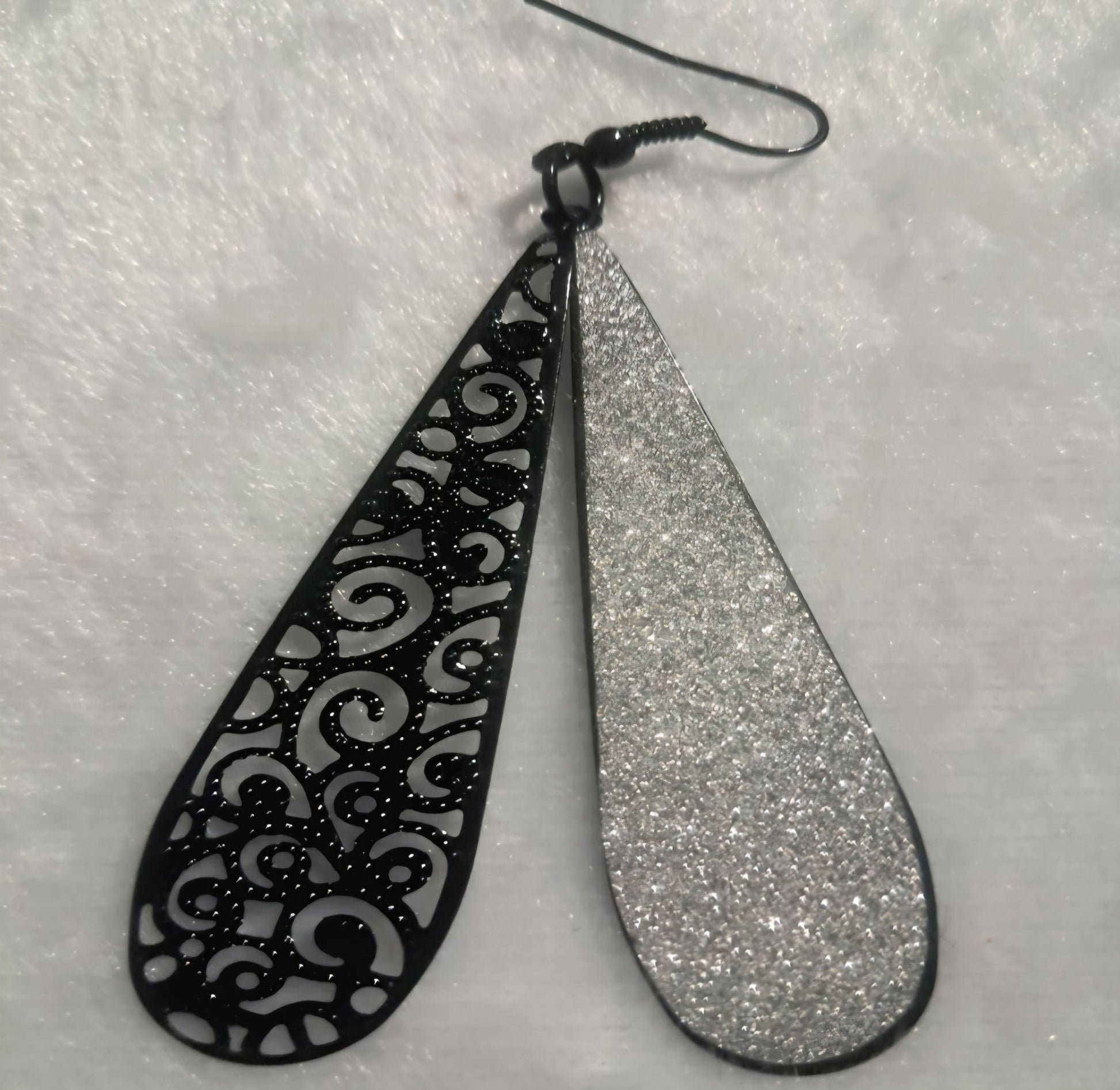 Orecchini pendenti donna | Goccia argento glitter nero eleganti - GEDICO STORE