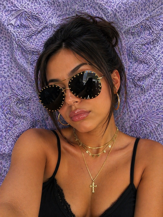 Occhiali da Sole Aviator Y2K con Borchie – Nero & Oro