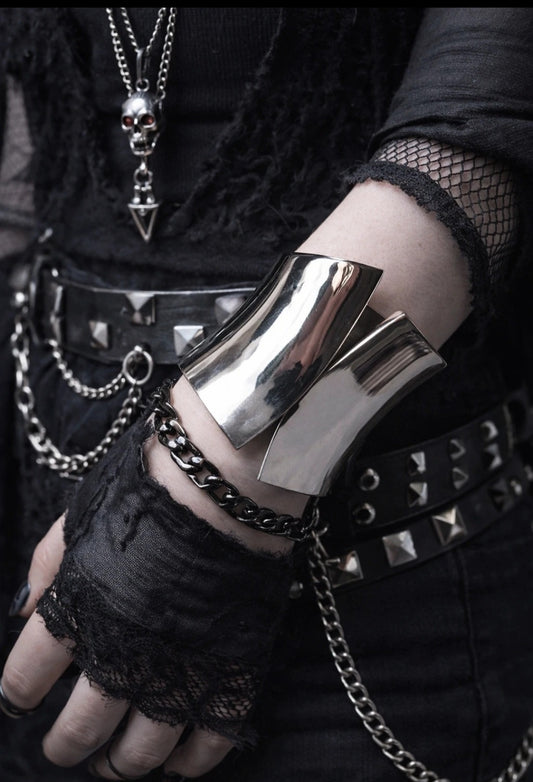 Bracciale Statement Rigido Donna – Effetto Argento Lucido