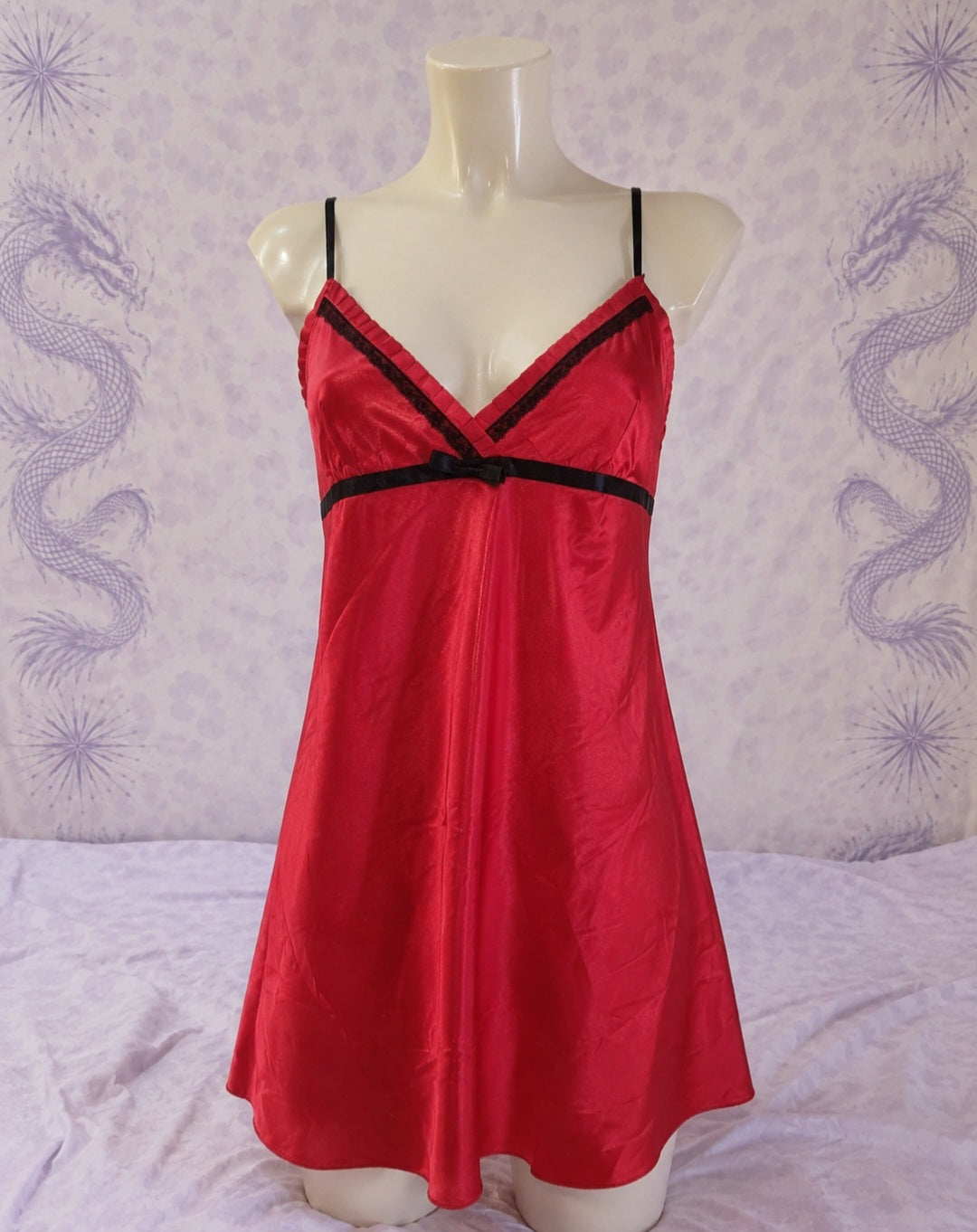 Morgan Taylor Red Satin Y2K Slip Dress – Size M