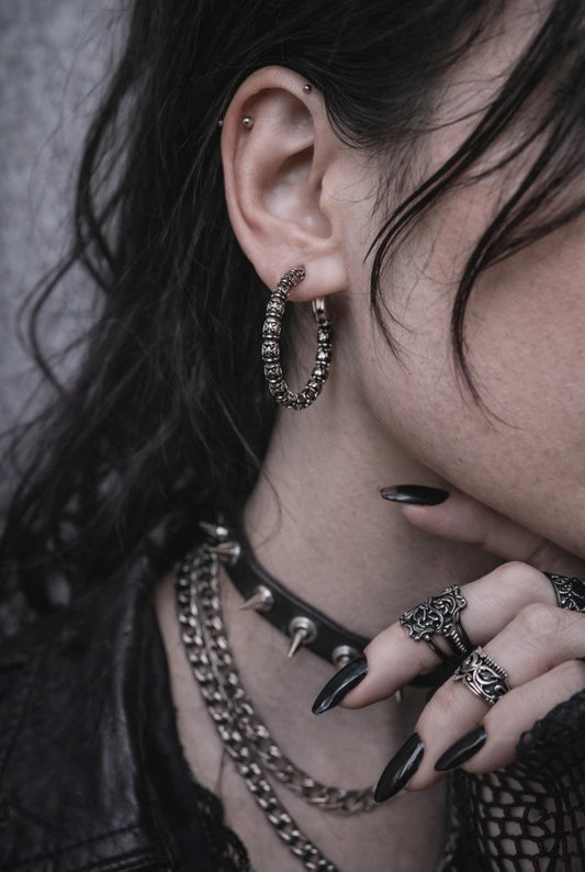 Orecchini a Cerchio Donna 3 cm – Stile Y2K Minimal, Effetto Argento