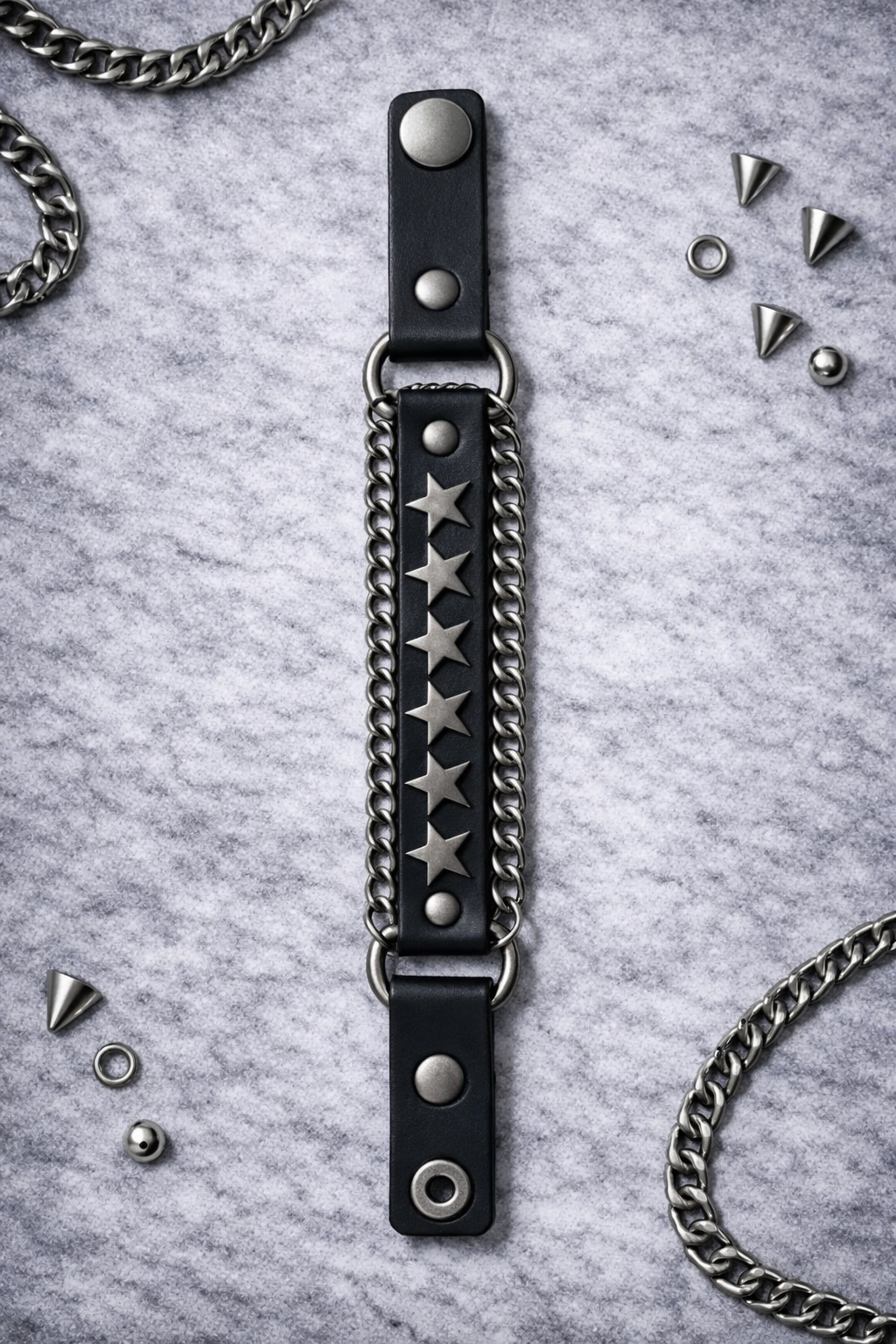 Bracciale Punk con Catene e Stelle – Stile Gothic Rock