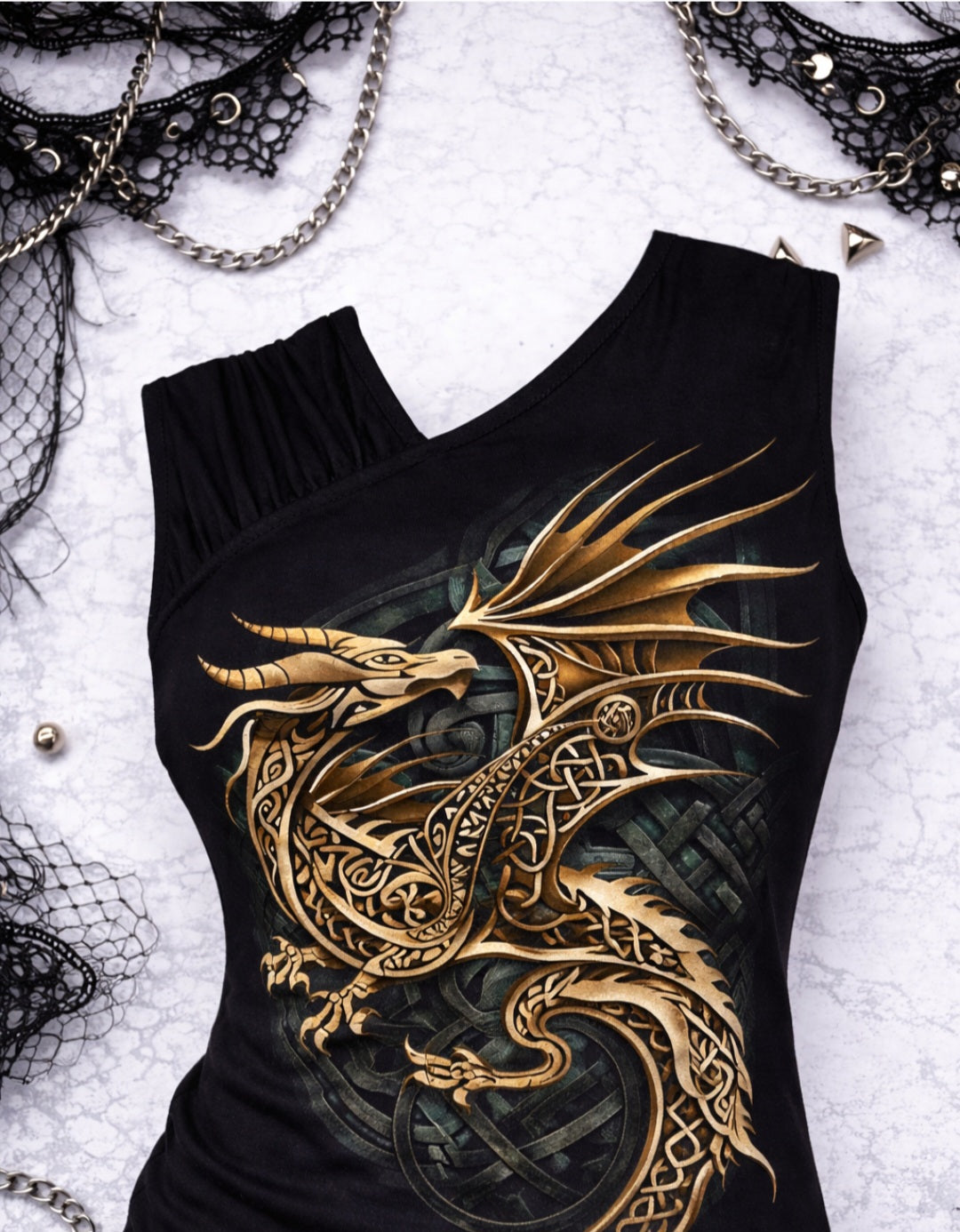 Gothic Dragon Top – Canotta Punk Rock Nera con Drago Celtico | Darkwear Alternative