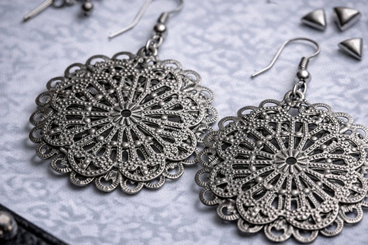 Orecchini Pendenti Boho Mandala – Argento, Leggeri ed Eleganti Stile Vintage