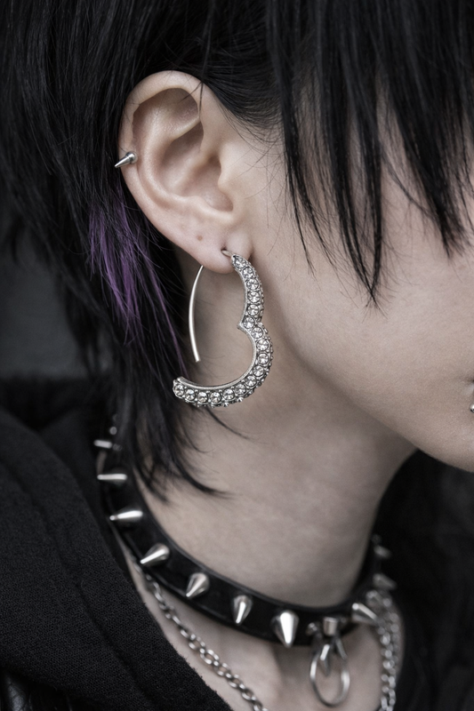 Orecchini a Cerchio a Cuore Donna – Argento Tono con Zirconi Eleganti