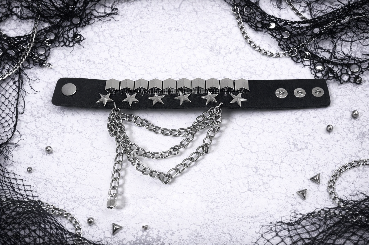 Bracciale Punk Rock con Stelle e Catena – Pelle Nera Unisex