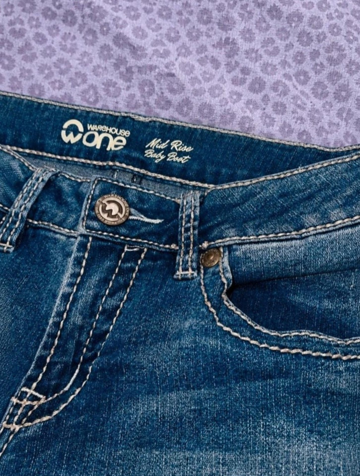 Vintage Y2K Flare Jeans Donna W28 IT 42 Denim Blu Bootcut Tasche Ricamate Vita Bassa