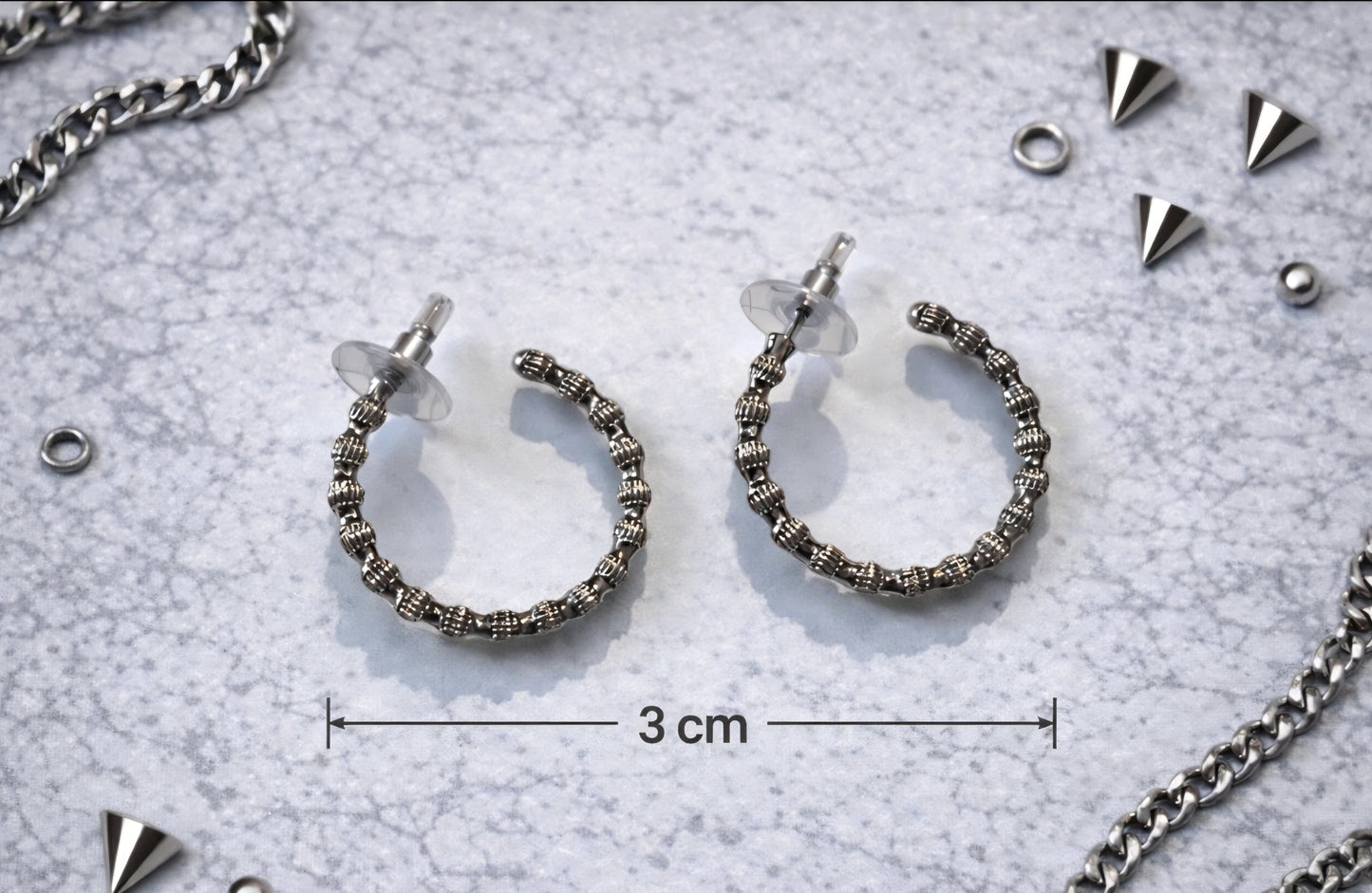 Orecchini a Cerchio Donna 3 cm – Stile Y2K Minimal, Effetto Argento