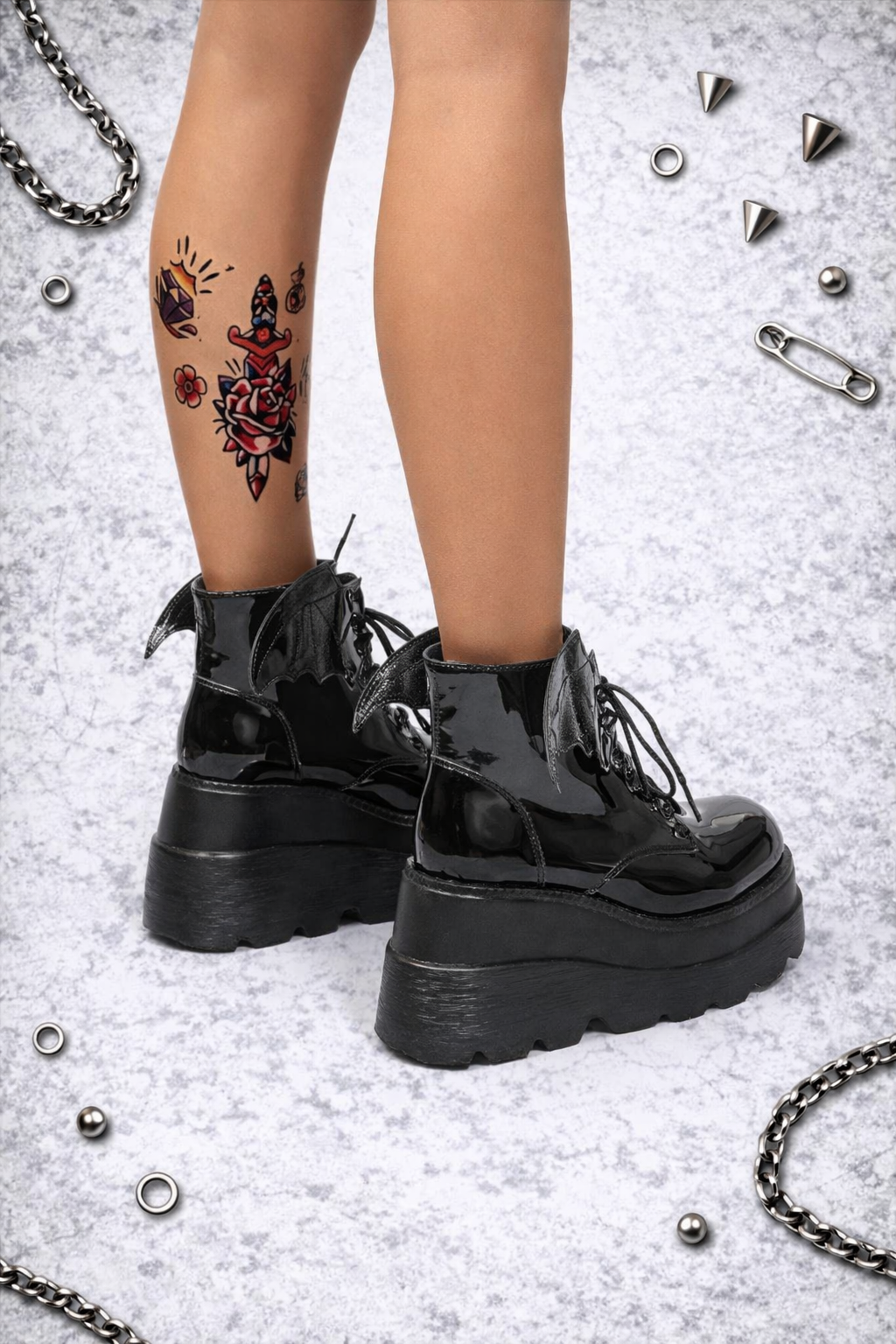 Anfibi Platform Punk Donna con Ali Pipistrello – Stivali Gothic Y2K suola alta