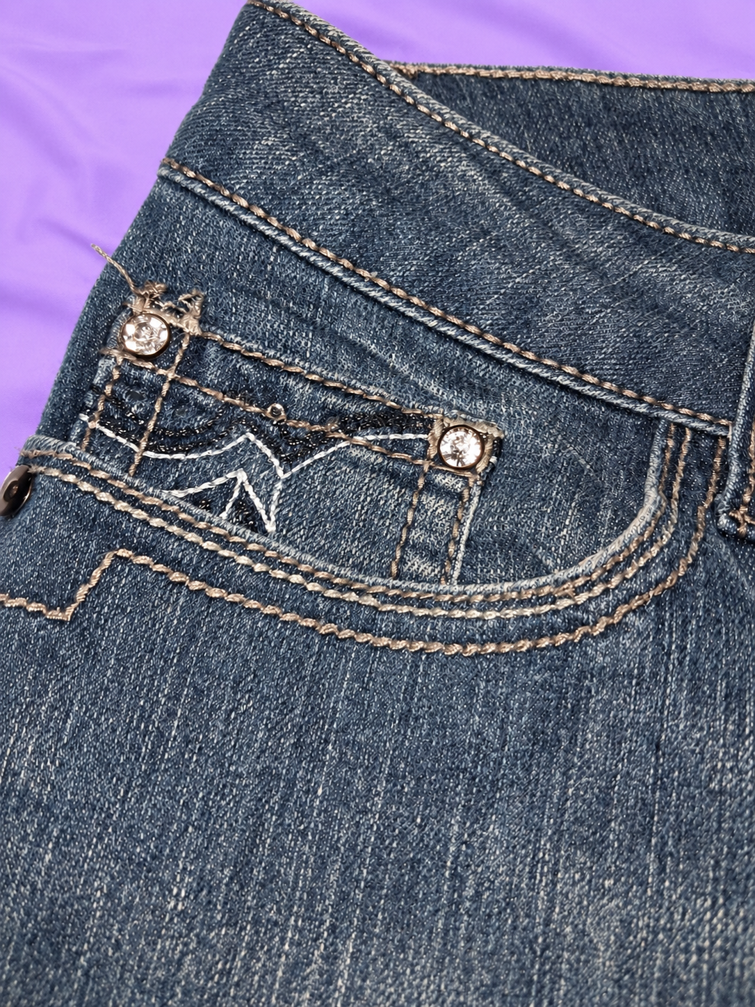 Faded Glory Embroidered Flare Jeans – Size 10