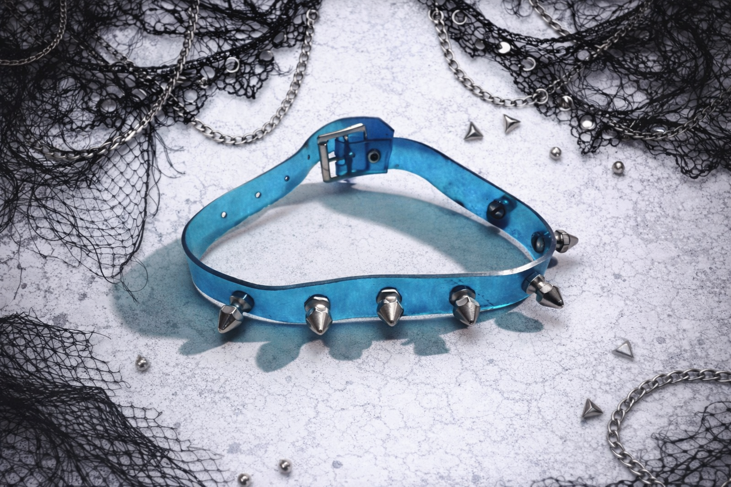 Choker Blu Trasparente con Borchie – Punk Goth Spiked Choker Necklace Alternative Jewelry