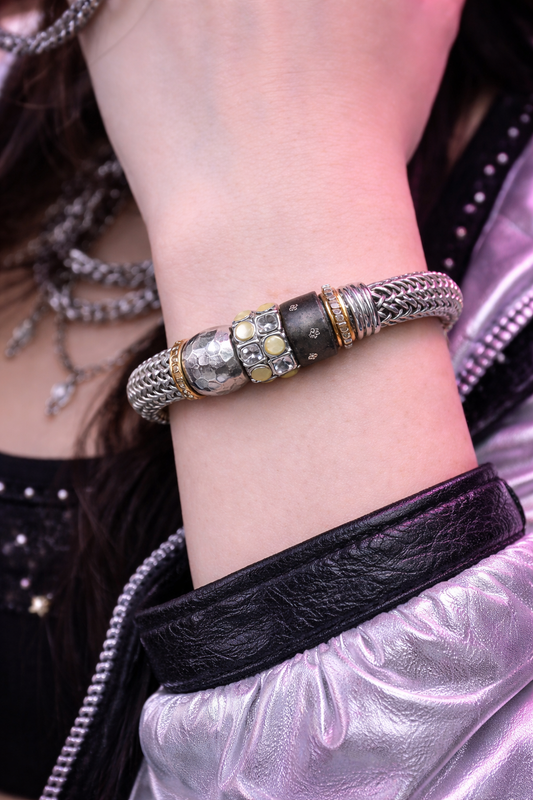 Bracciale Vintage  con Perle e Charms – Boho Y2K Unisex