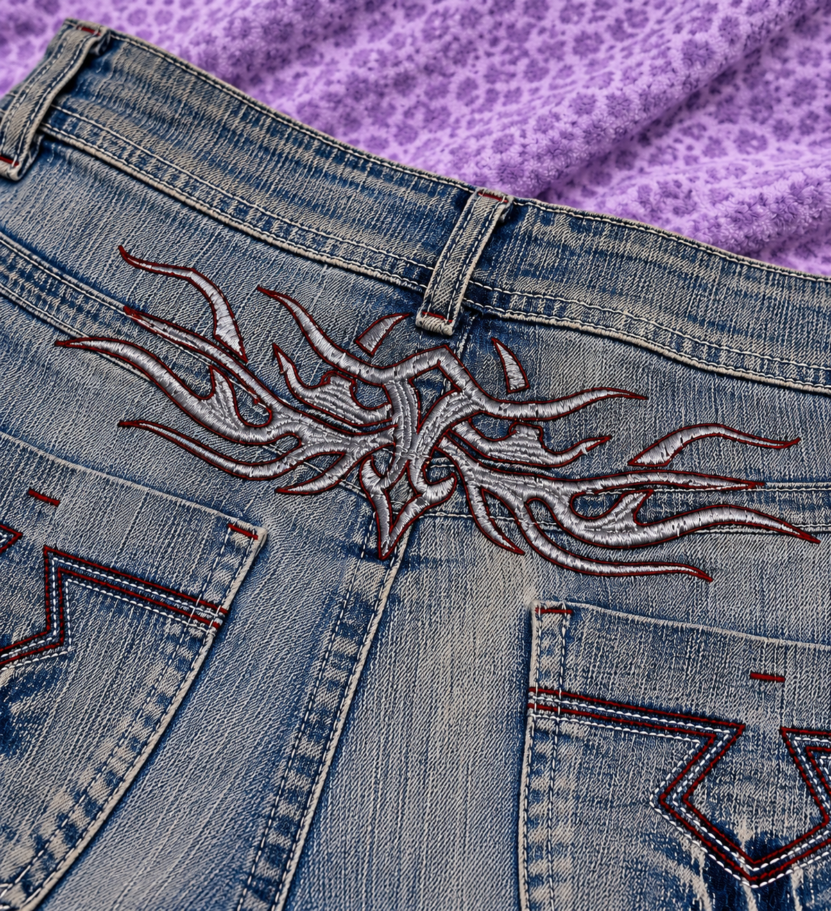 Shorts jeans Choklate donna ricamati lavaggio chiaro Y2K – IT 44 EU 40