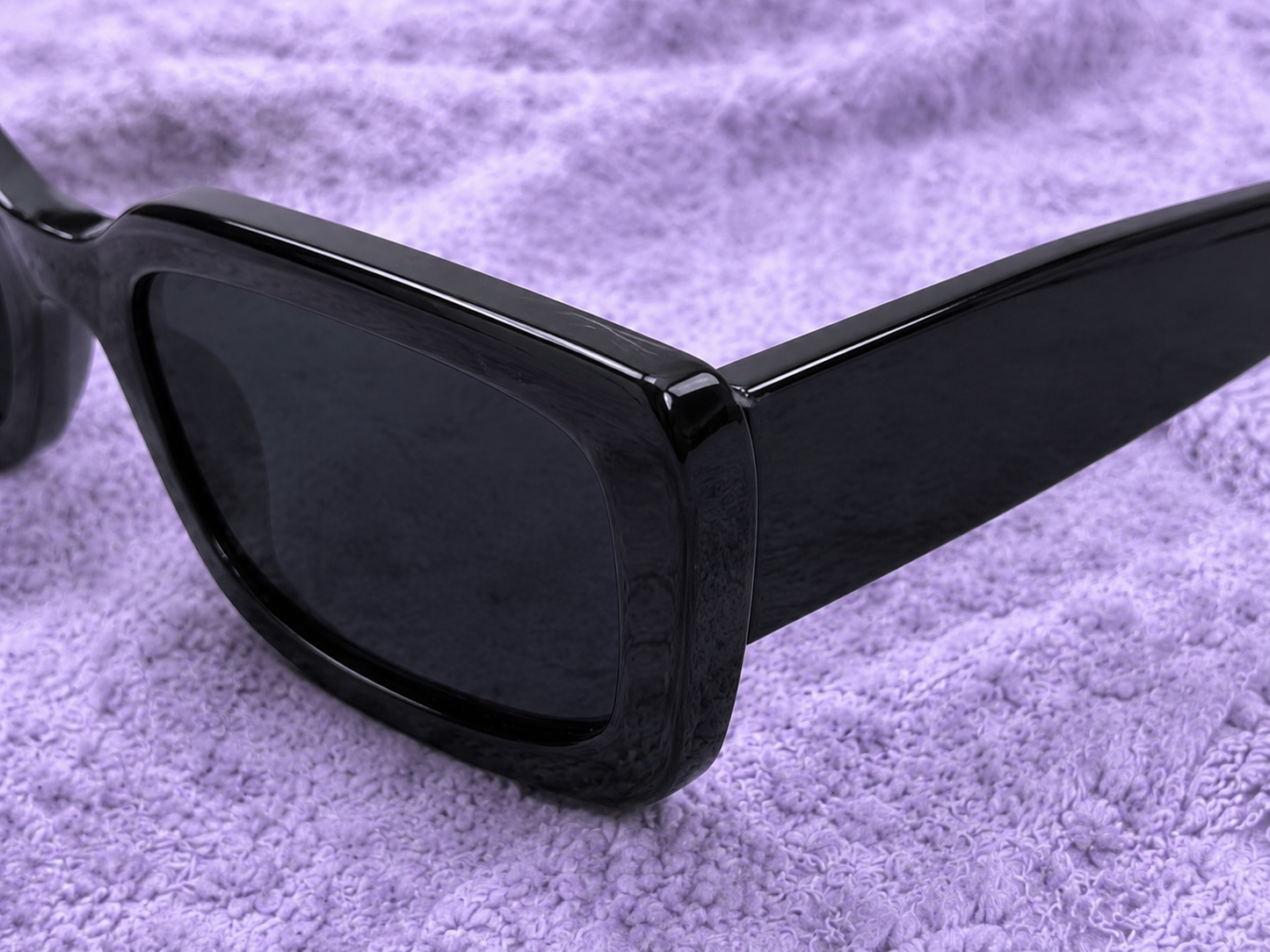 Occhiali da Sole Y2K Neri Rettangolari UV400 – Stile Streetwear Vintage Anni 2000