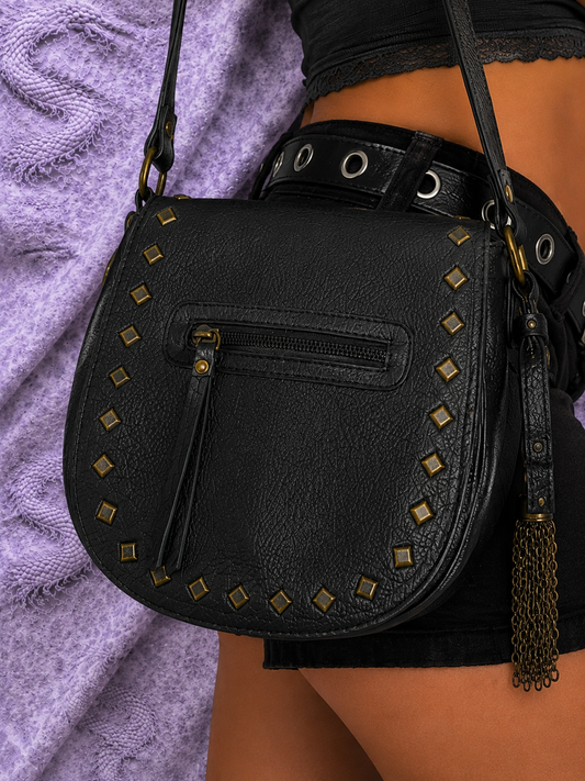 Borsa a Tracolla Nera con Borchie Decorative – Stile Y2K Vintage, Tracolla Regolabile, Tasca Frontale con Zip