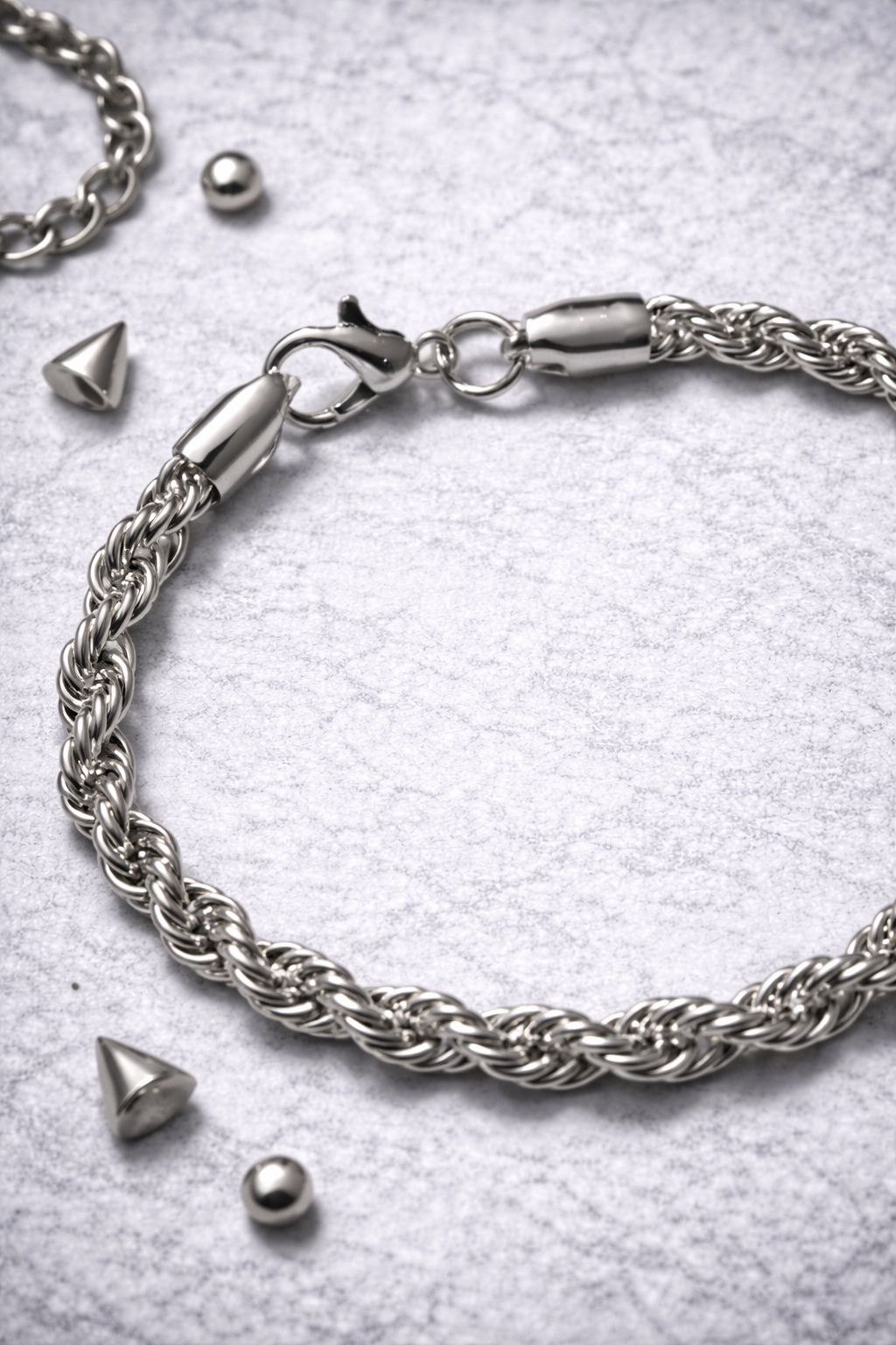 Bracciale Unisex in Acciaio a Maglia Intrecciata – Stile Y2K