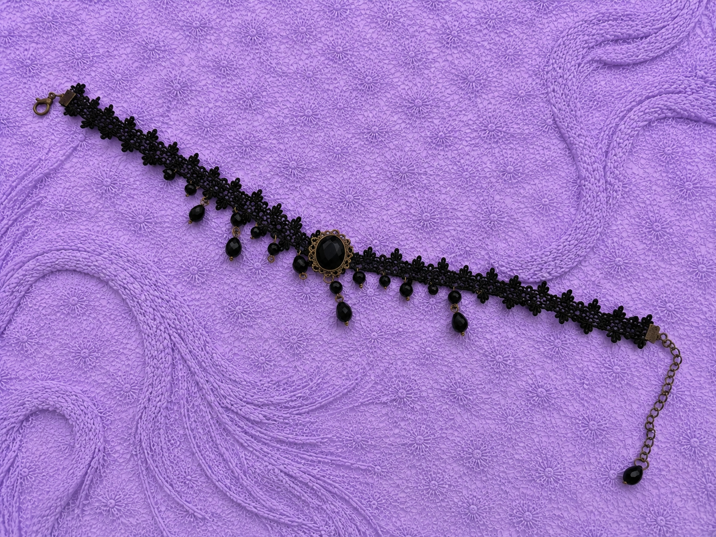 Choker Nero in Pizzo con Pietra e Pendenti | Collana Girocollo Y2K Vintage | Gedico Store