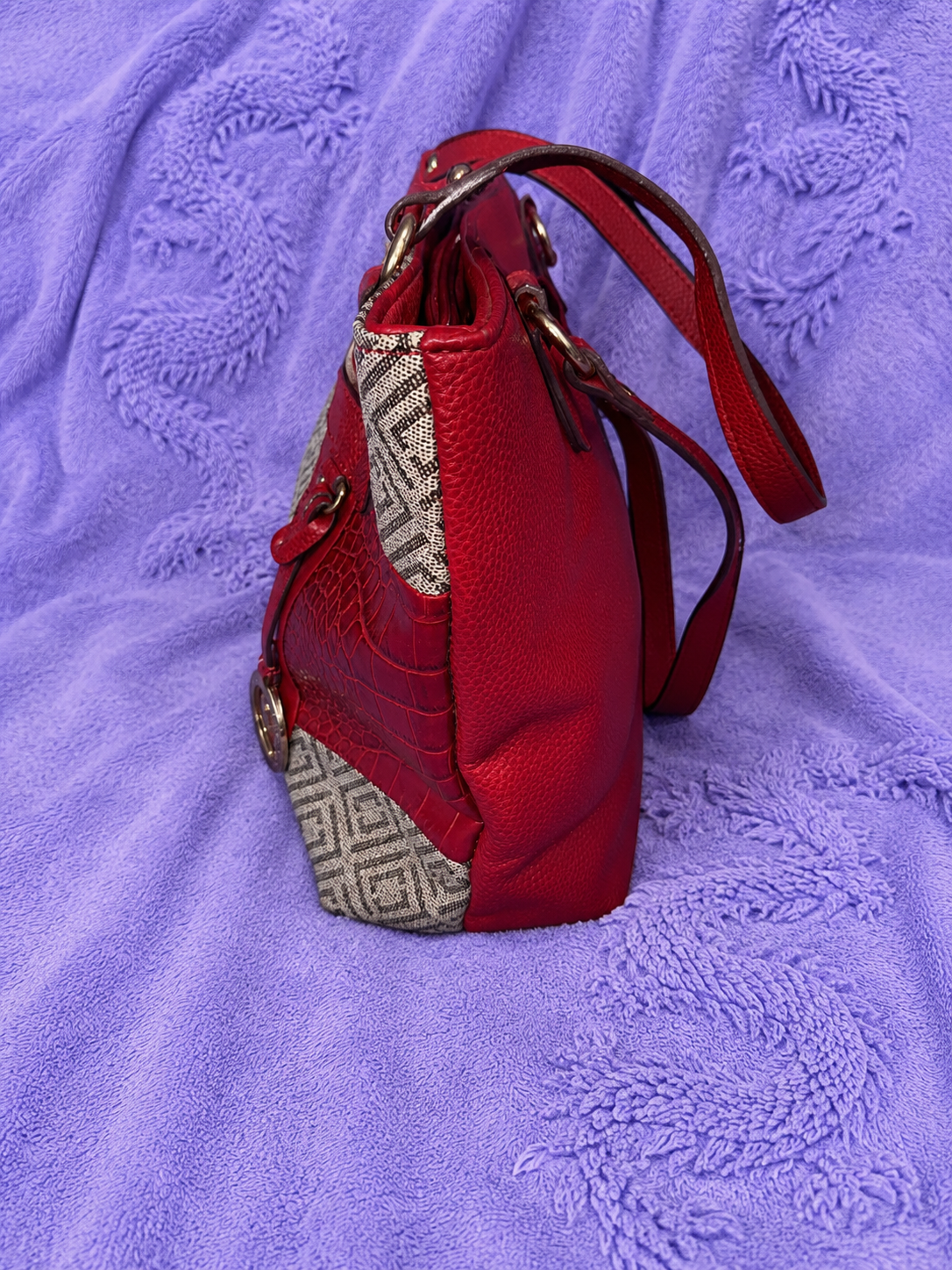 Liz Claiborne Borsa Shopper Y2K Patchwork Bordeaux con Charm Dorato