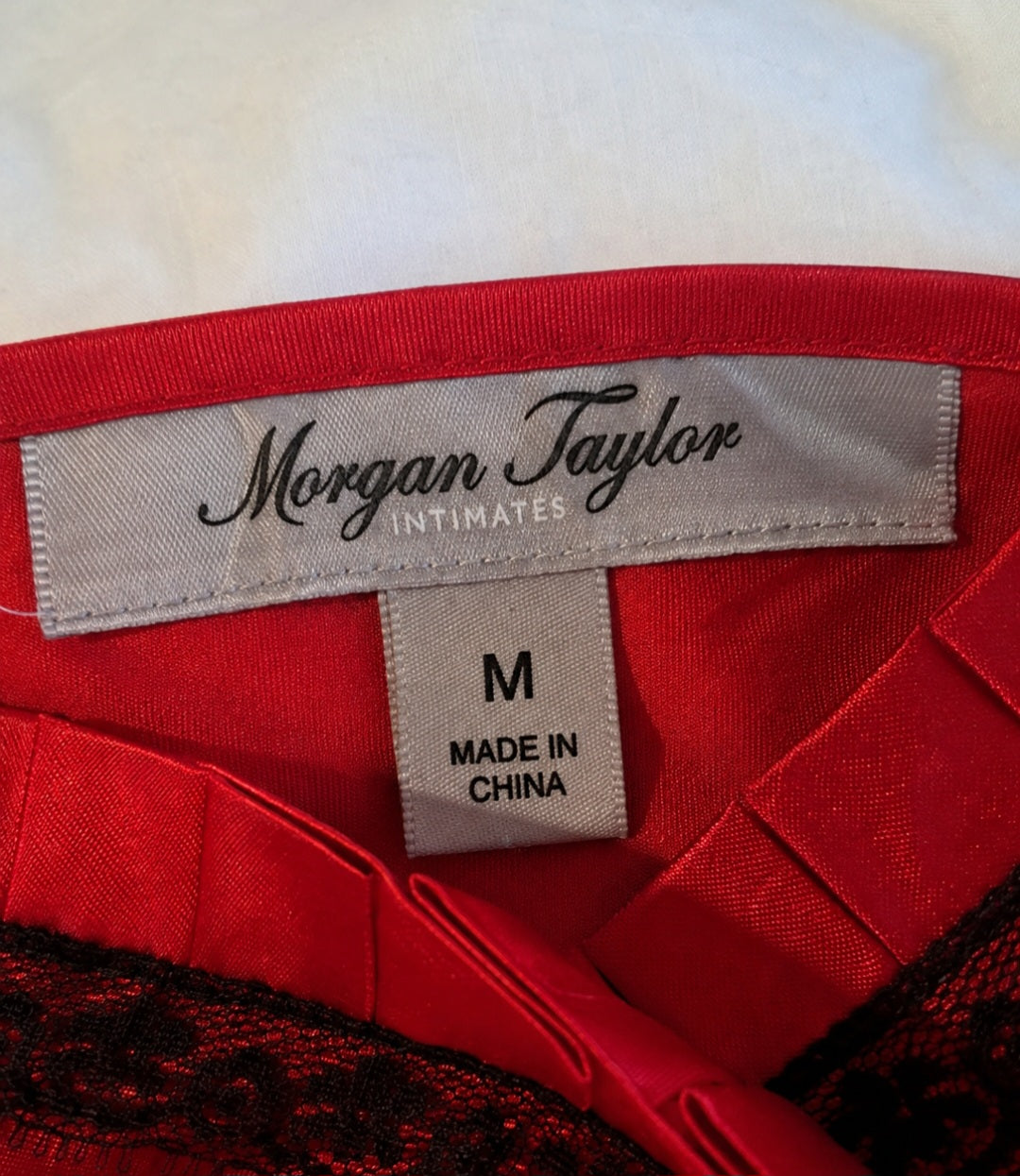 Morgan Taylor Red Satin Y2K Slip Dress – Size M