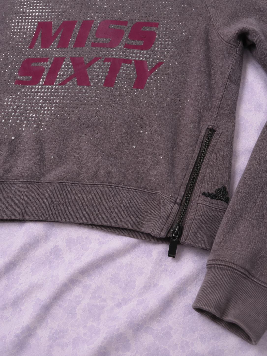 Felpa Miss Sixty Donna Grigio Malva con Logo e Zip Laterale – Taglia S