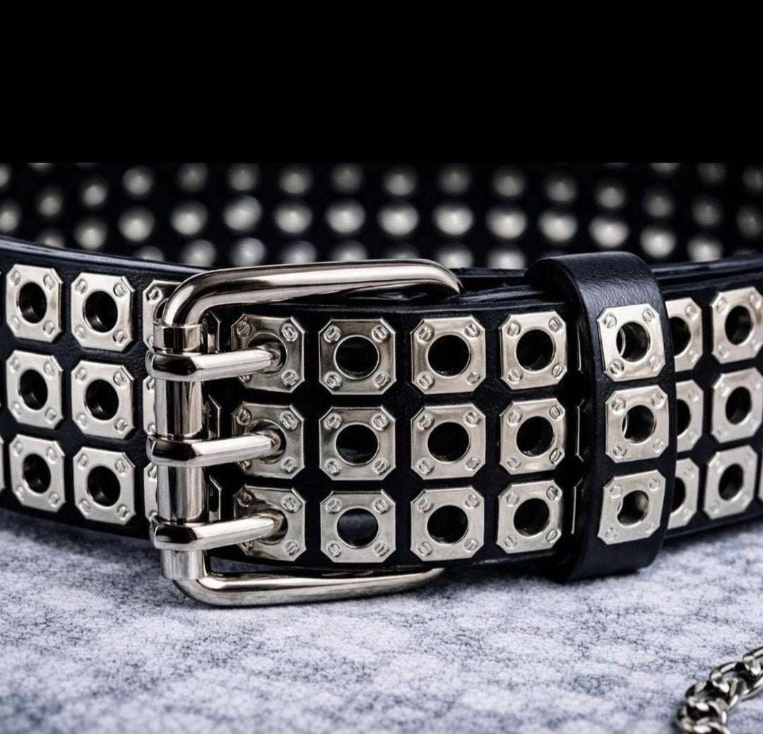 Cintura punk nera borchiata con fibbia tripla in metallo larga 6,5 cm – unisex