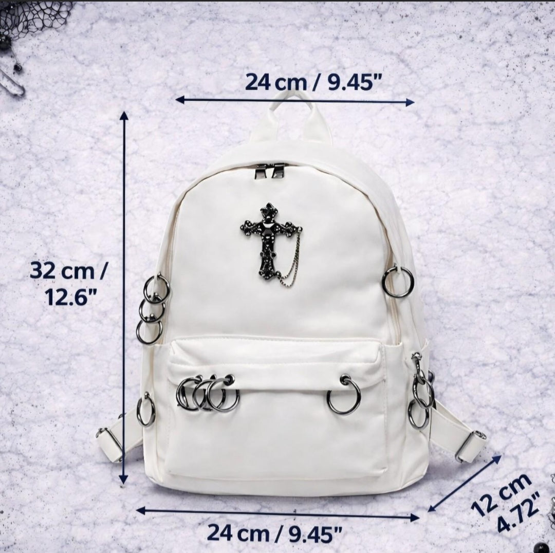 Zaino Gothic Bianco con Croce e Anelli Metallici | Punk Alternative Backpack