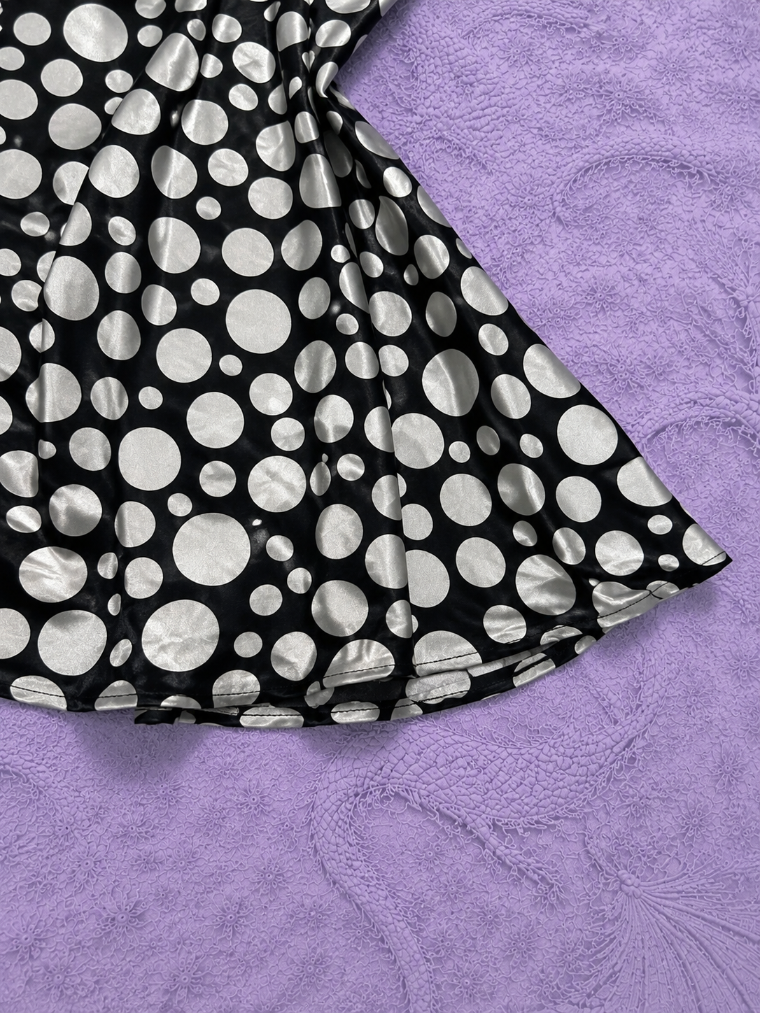 Top Nero Y2K a Pois Argento con Spalline Sottili | Vintage Anni 2000 | Gedico Store