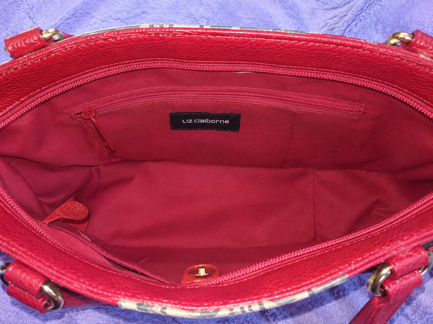 Liz Claiborne Borsa Shopper Y2K Patchwork Bordeaux con Charm Dorato