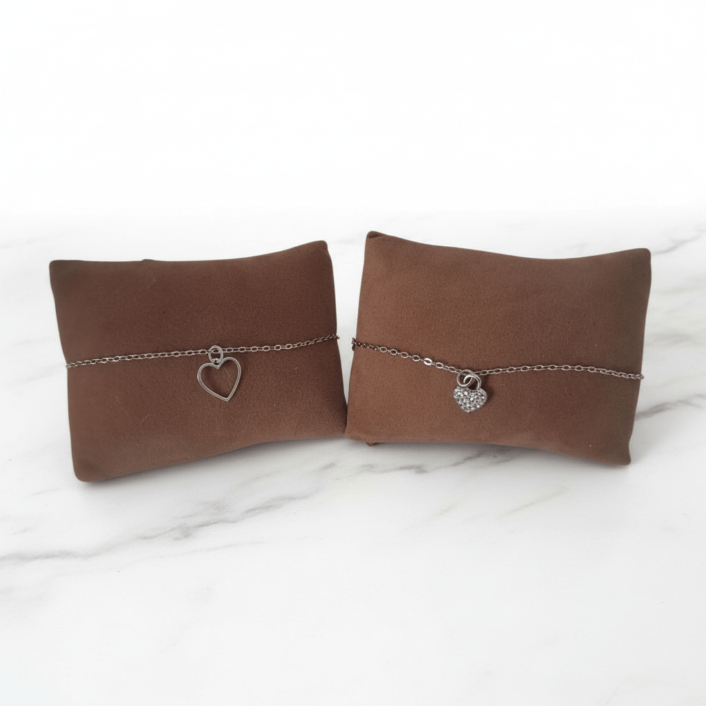 Titolo Set Esclusivo "Dolce Metallo" - Bracciali in Metallo Color Argento con Ciondoli a Cuore e Farfalla - GEDICO STORE